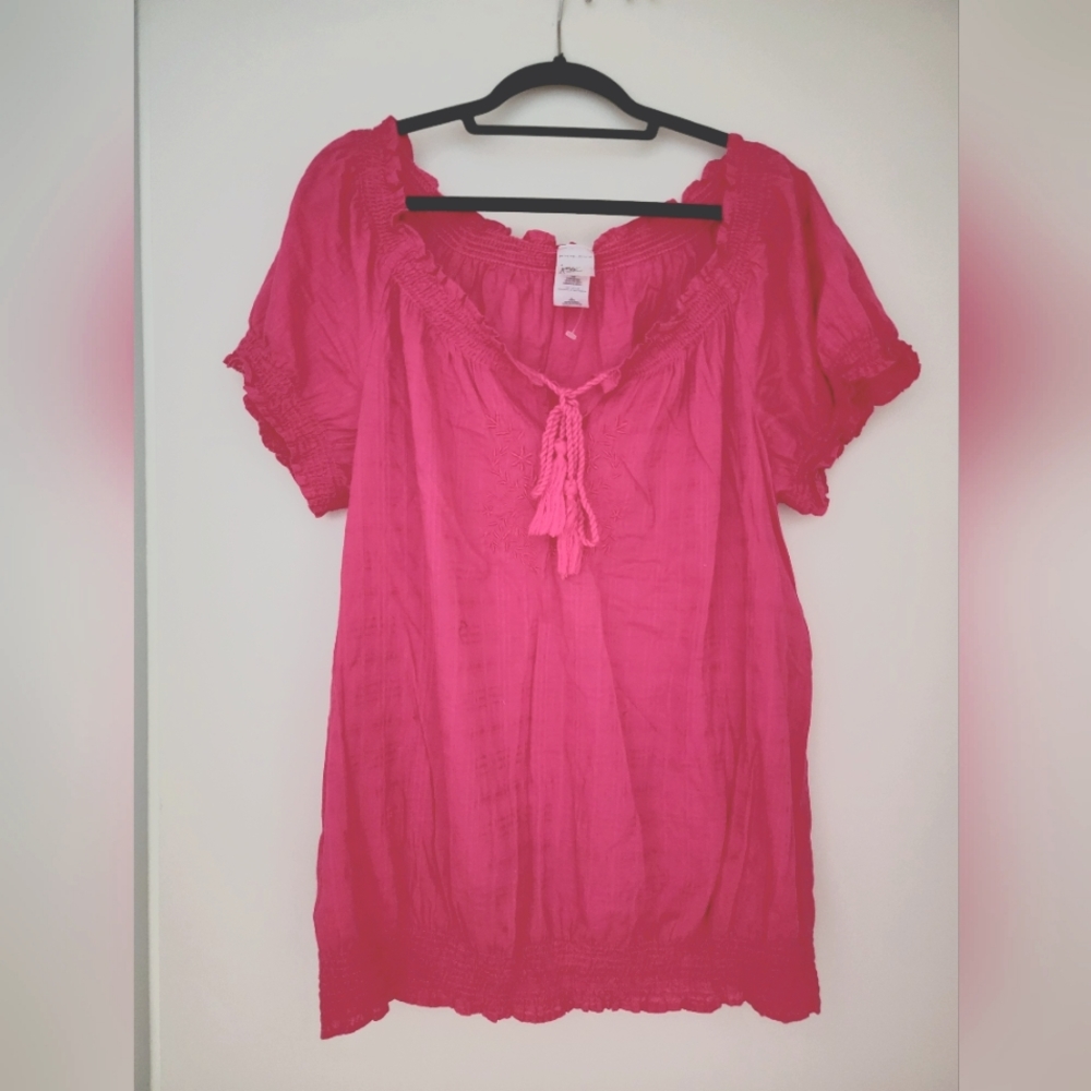 1X pink top